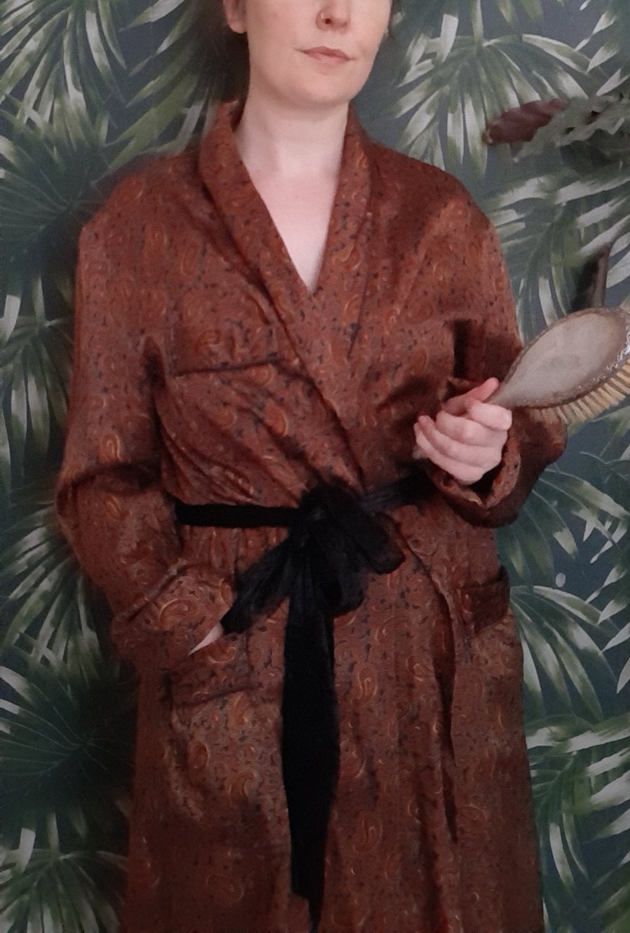 Amber paisley robe with black crushed velvet belt