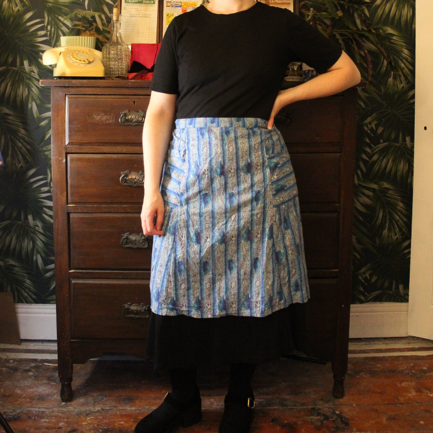 Blues and grey half apron