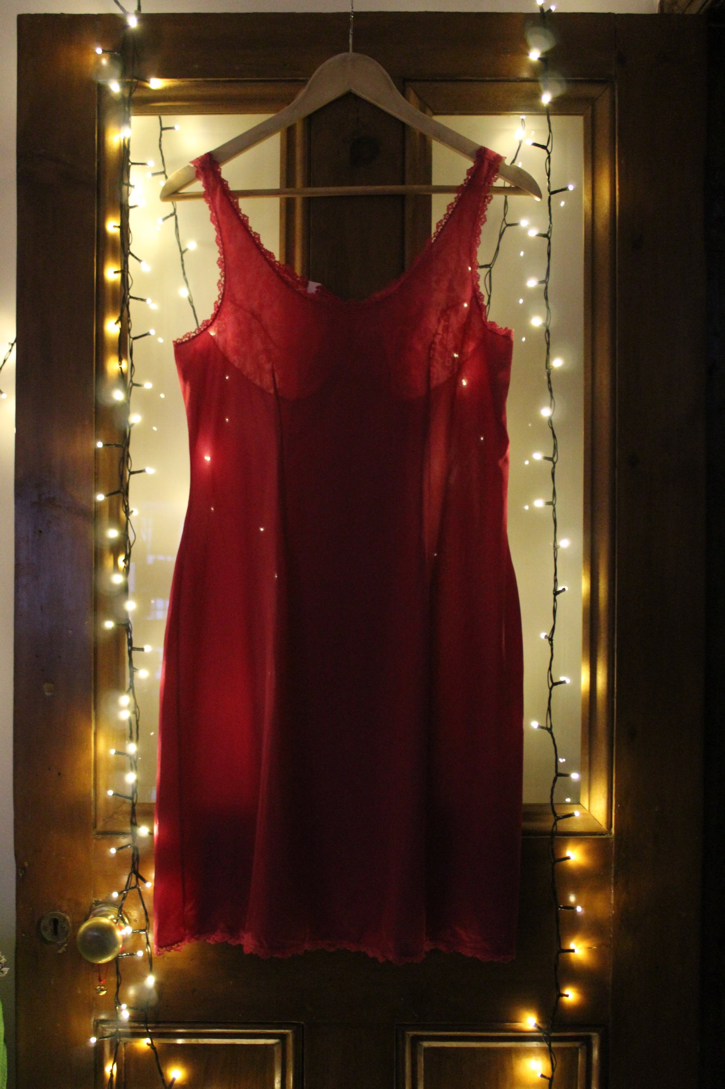 Striking fuscia floral slip