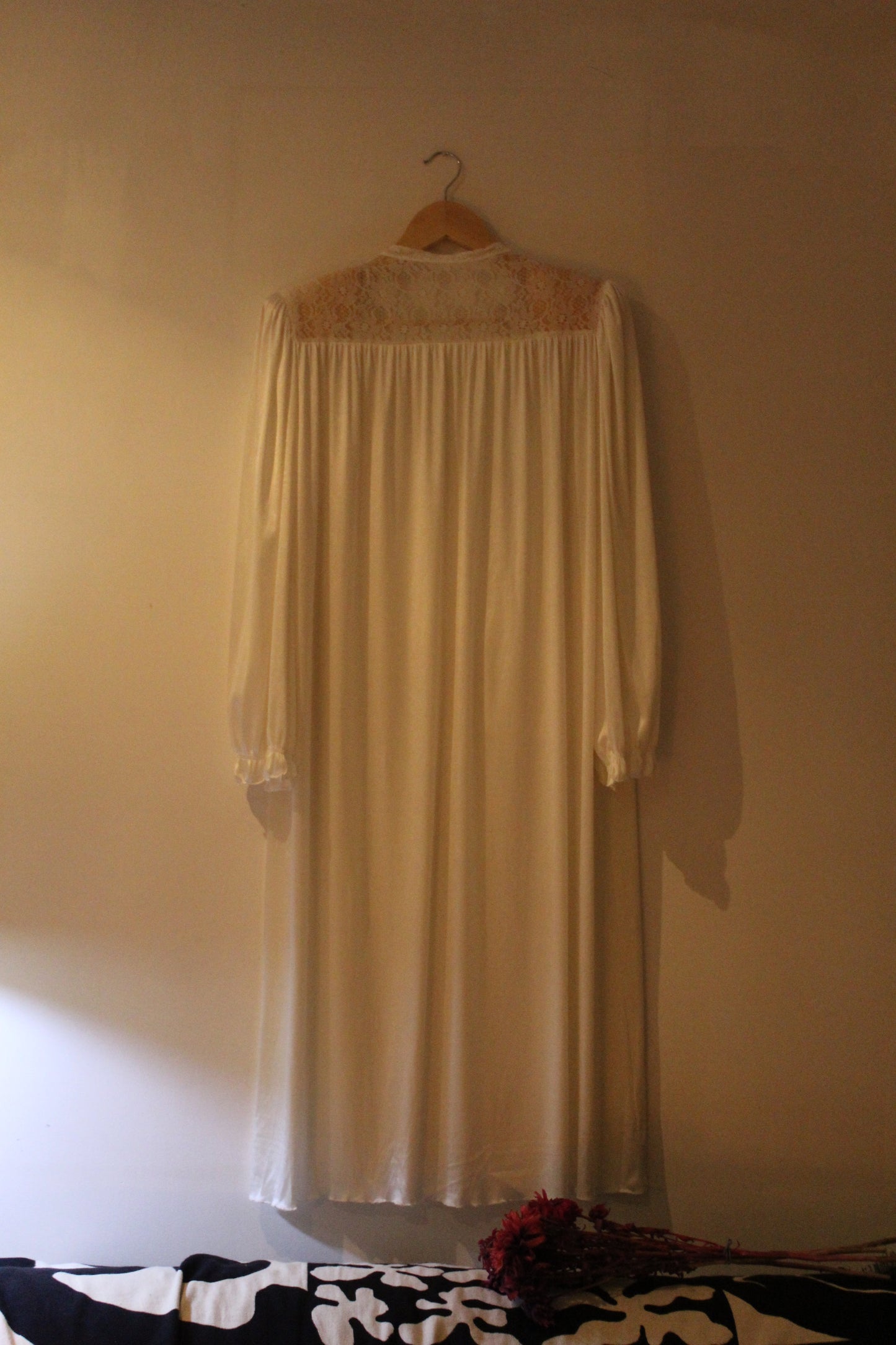 Slinky bridal style robe with lace shoulders