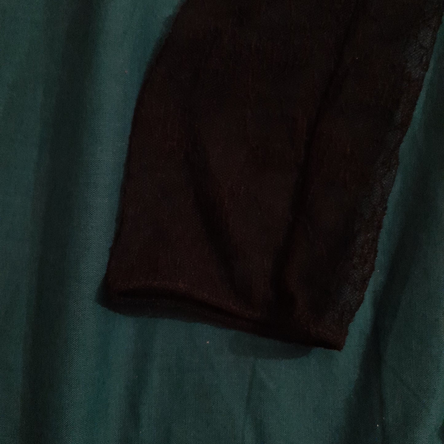 Black sleeves bodysuit