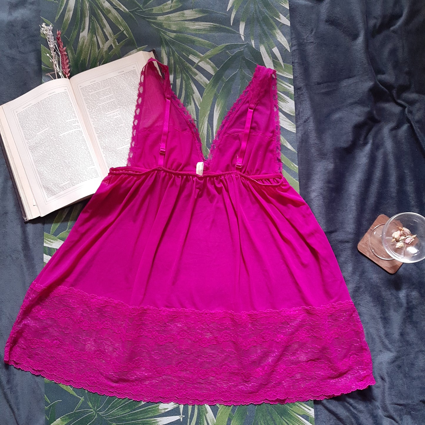 Fuchsia lace negligee
