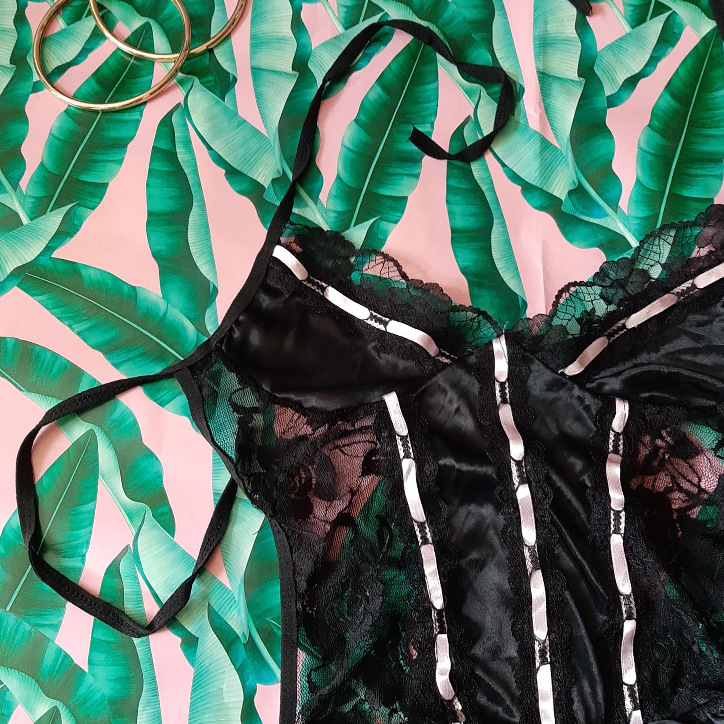 Black and pink negligee top