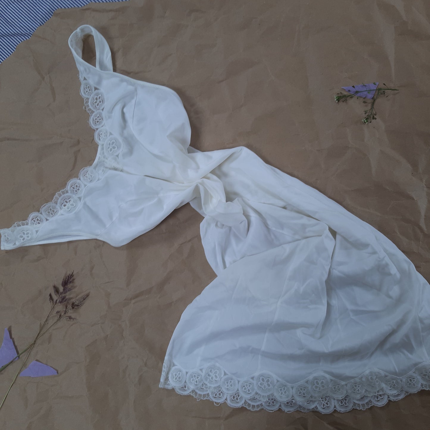 White slip with sunflower trim