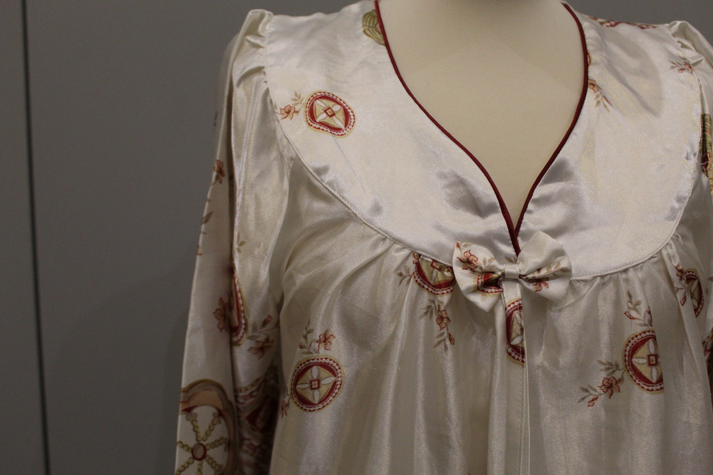 Cosy and silky nightie