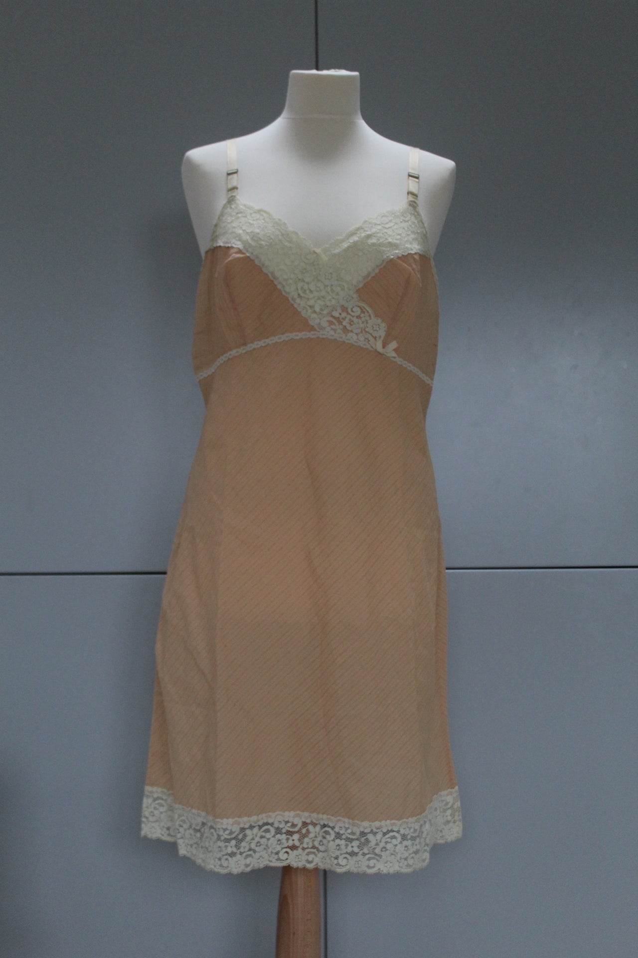 Cream and coral slip