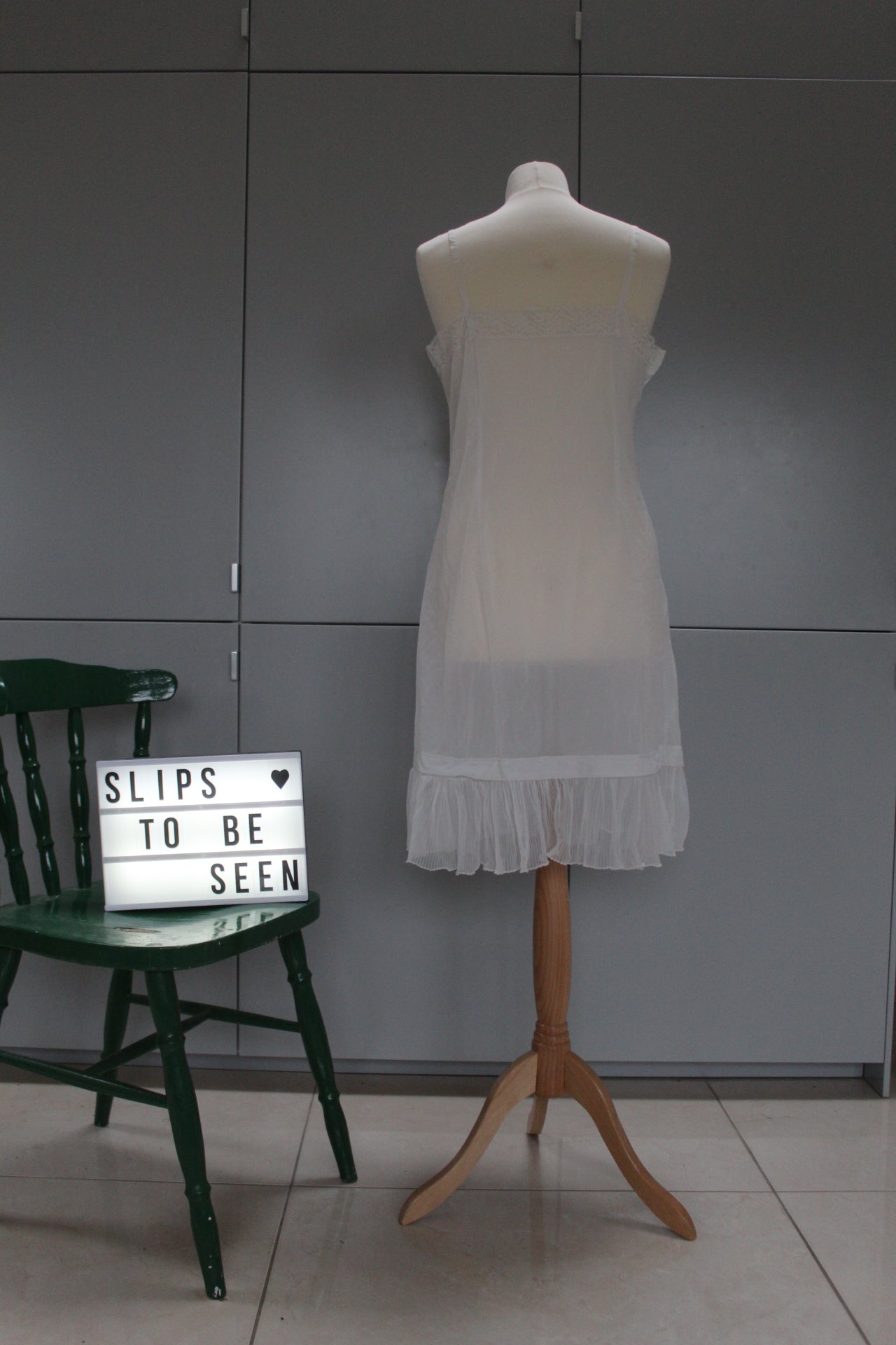 Hint of mint flapper style slip