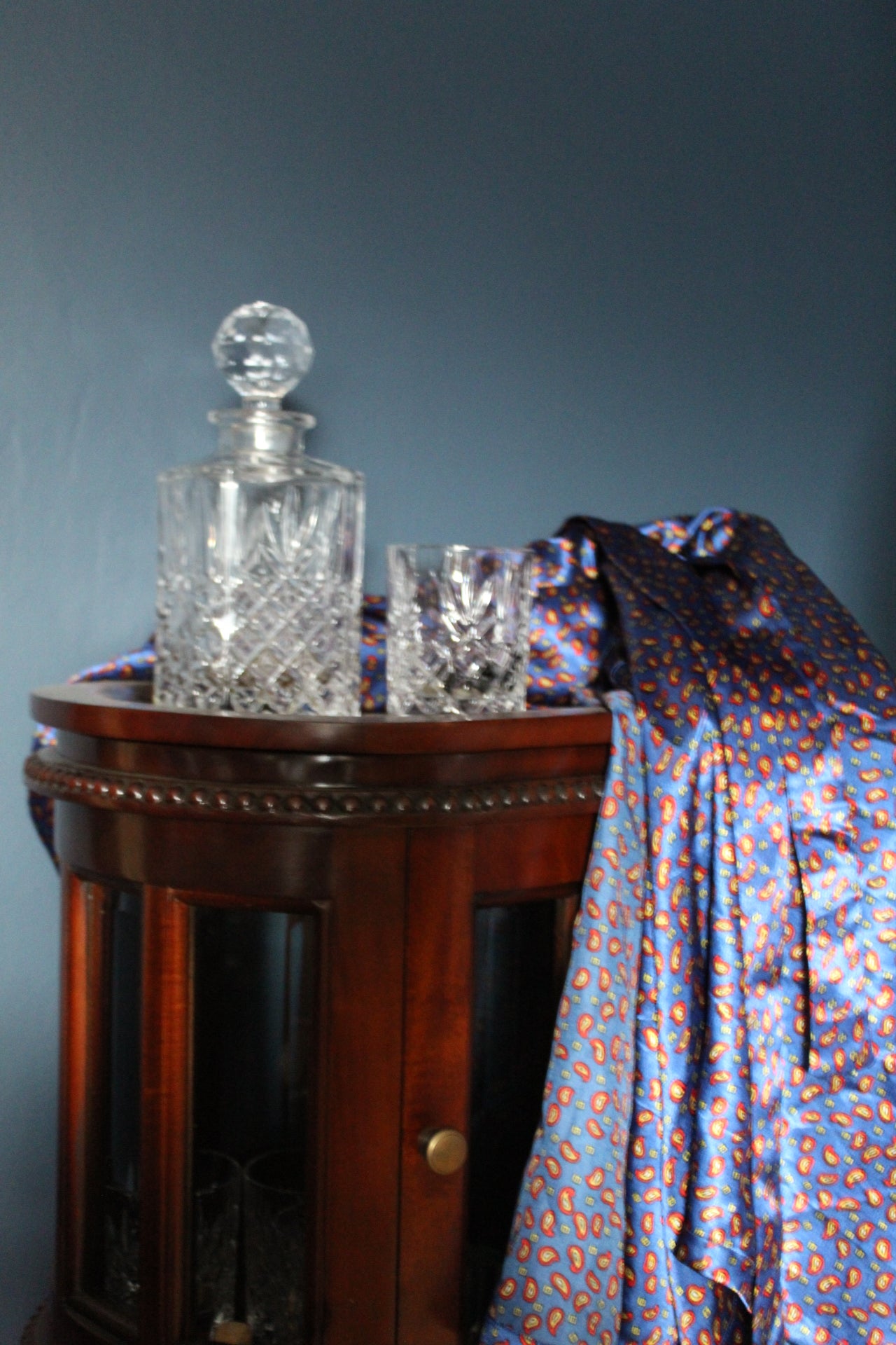 Blue robe with yellow and red paisley