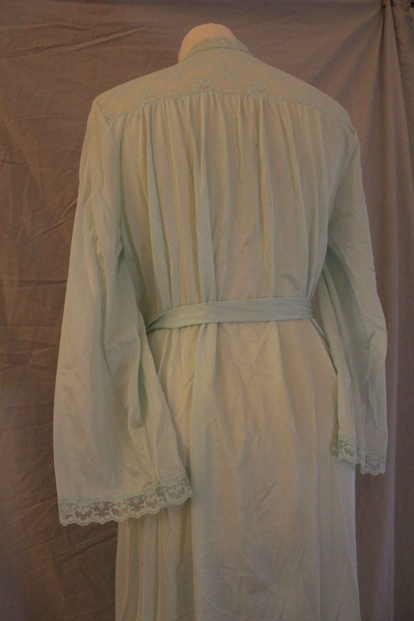 Mint robe with lace panel back