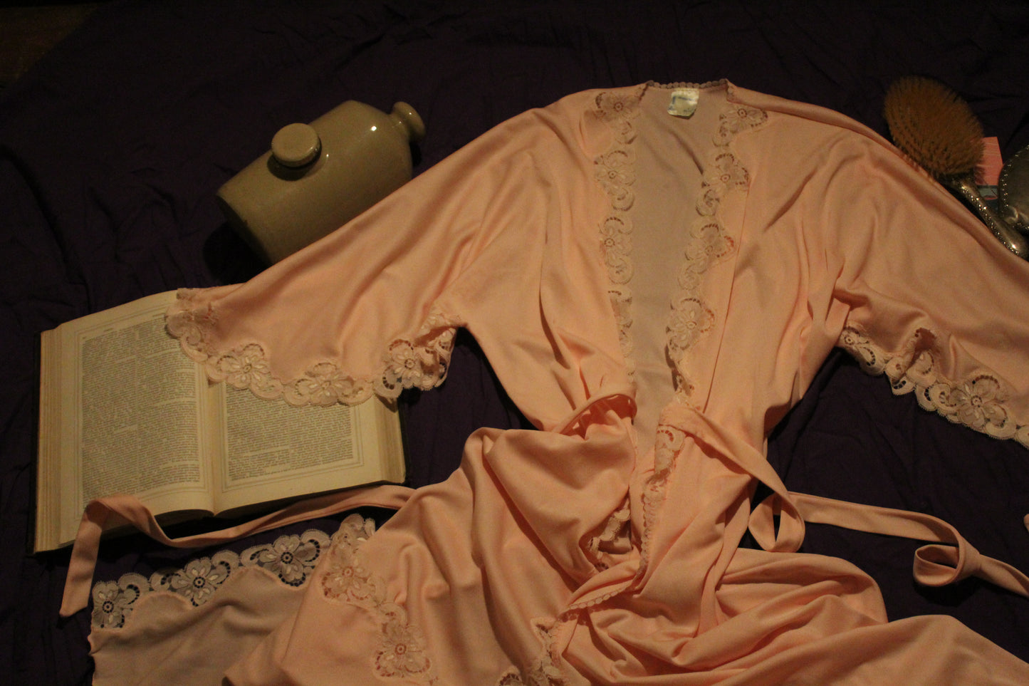 Pink robe with lace hemming tie up front
