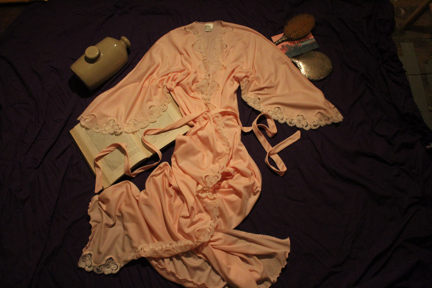 Pink robe with lace hemming tie up front