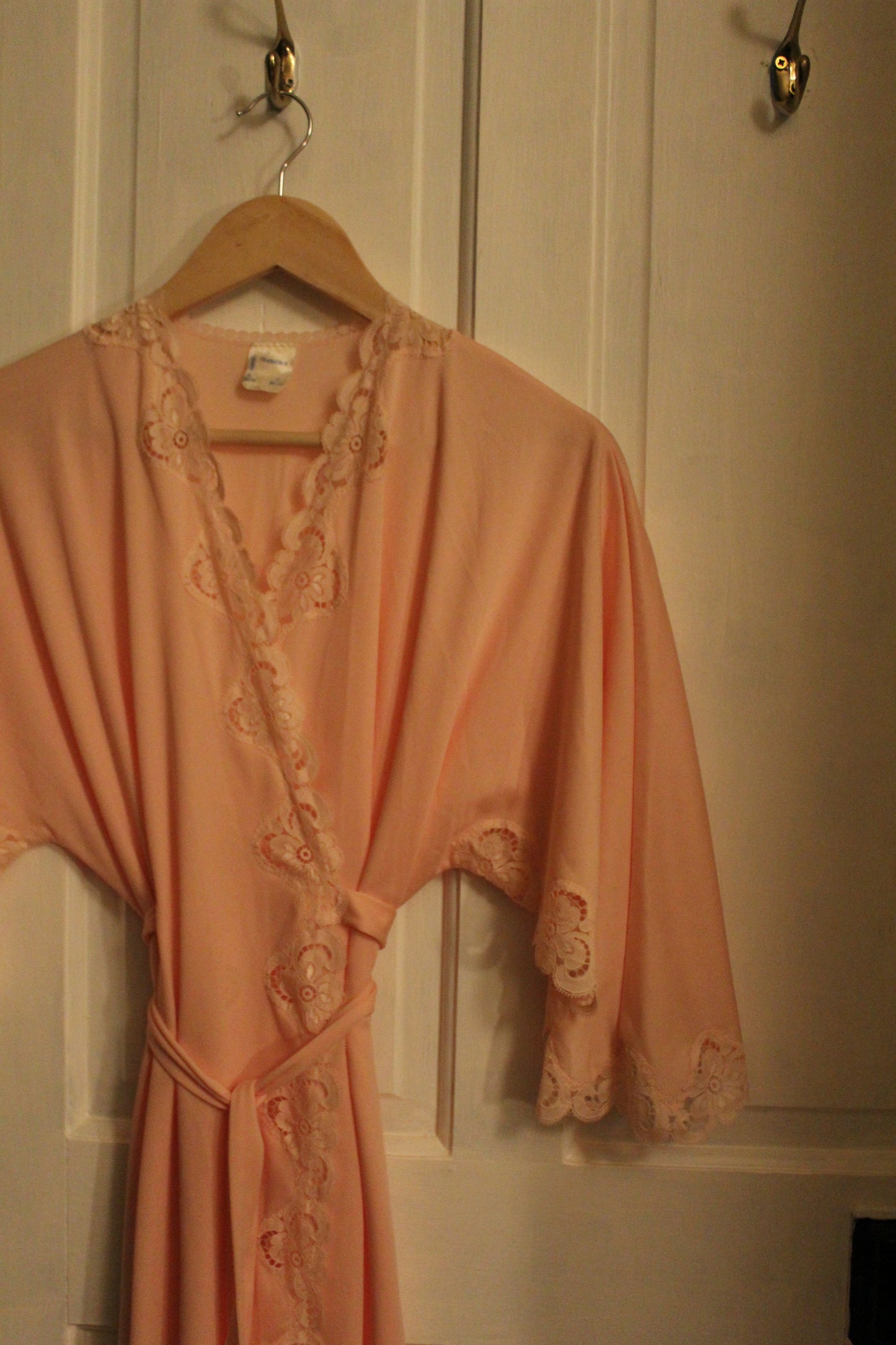 Pink robe with lace hemming tie up front