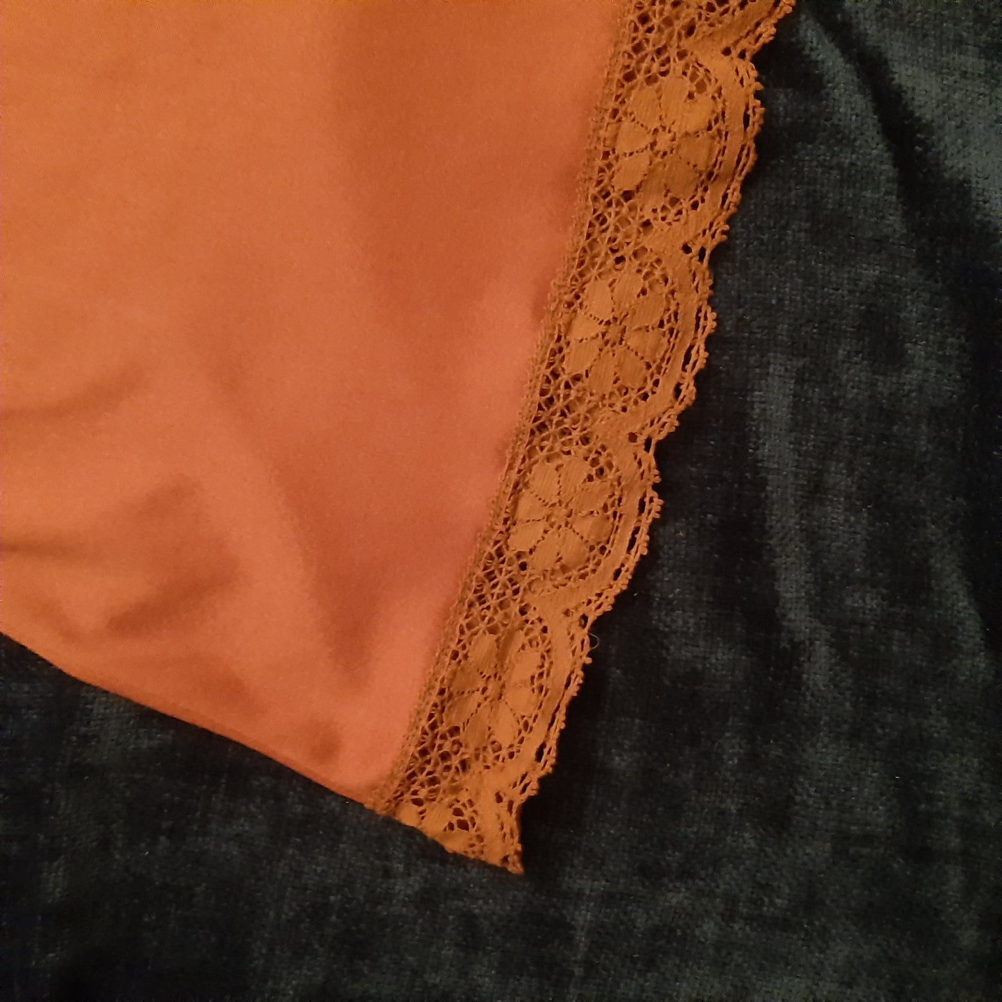 Copper crochet slip