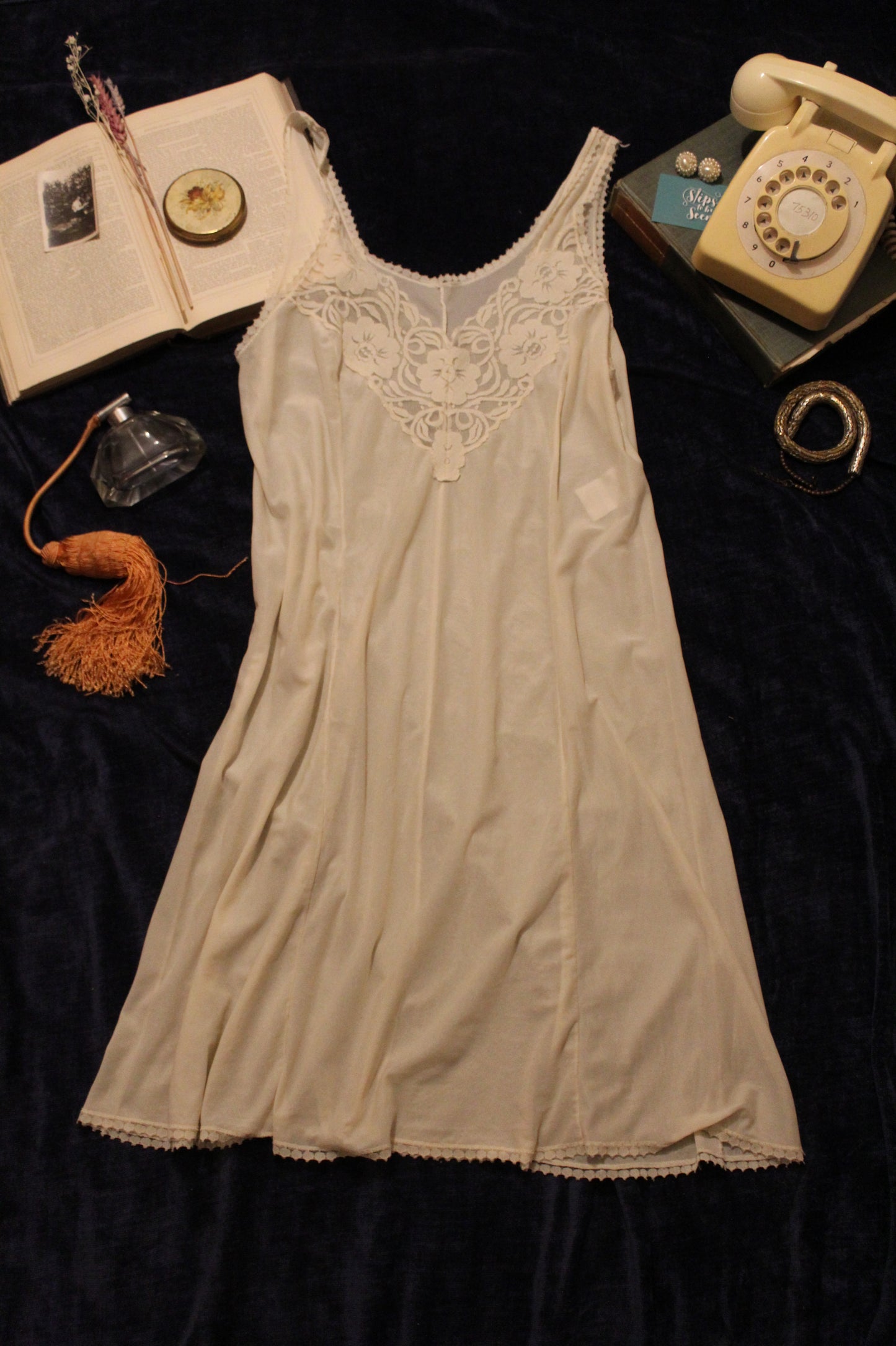 Dappled ivory slip with floral trim