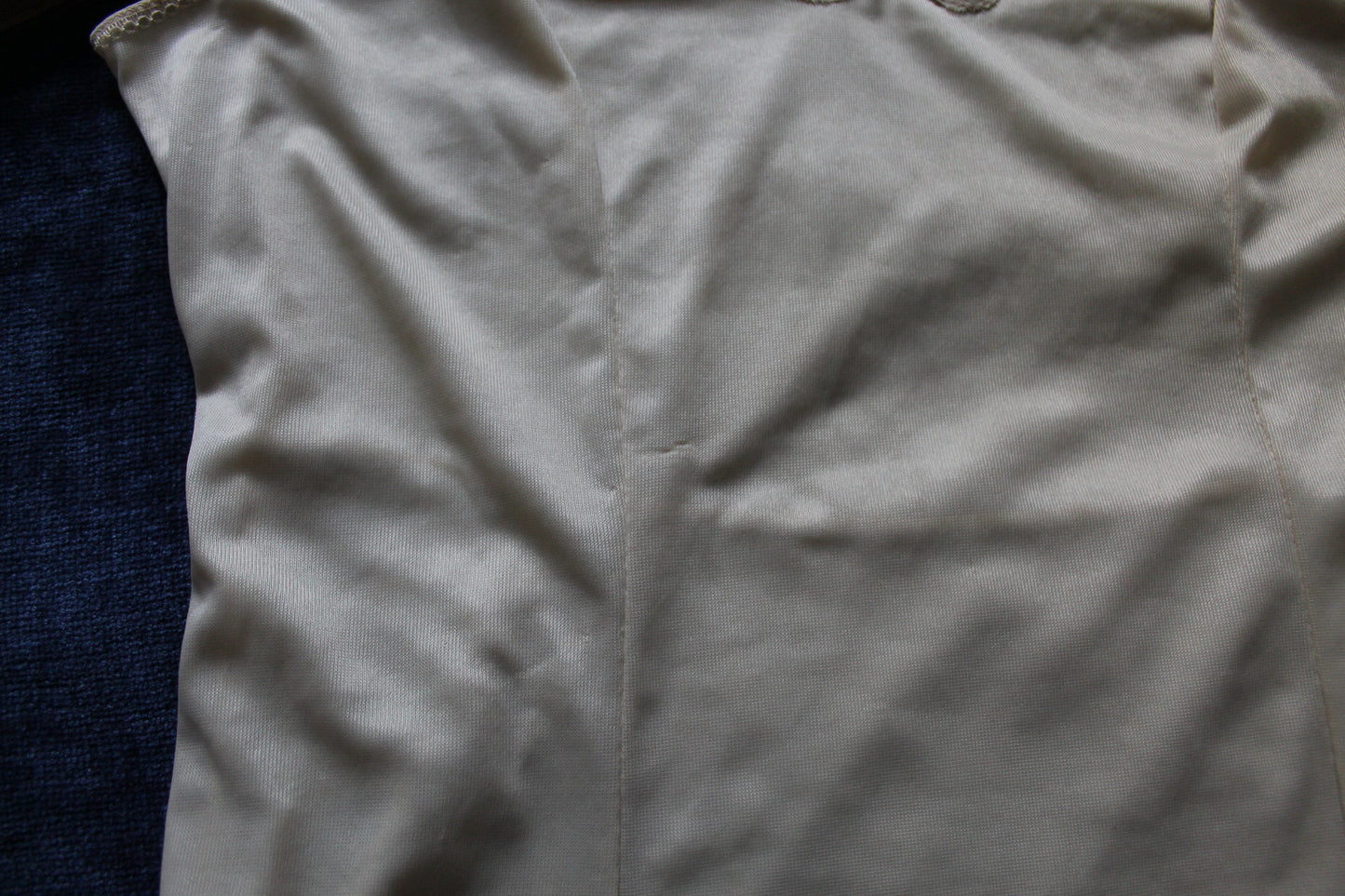 Classic caramel slip