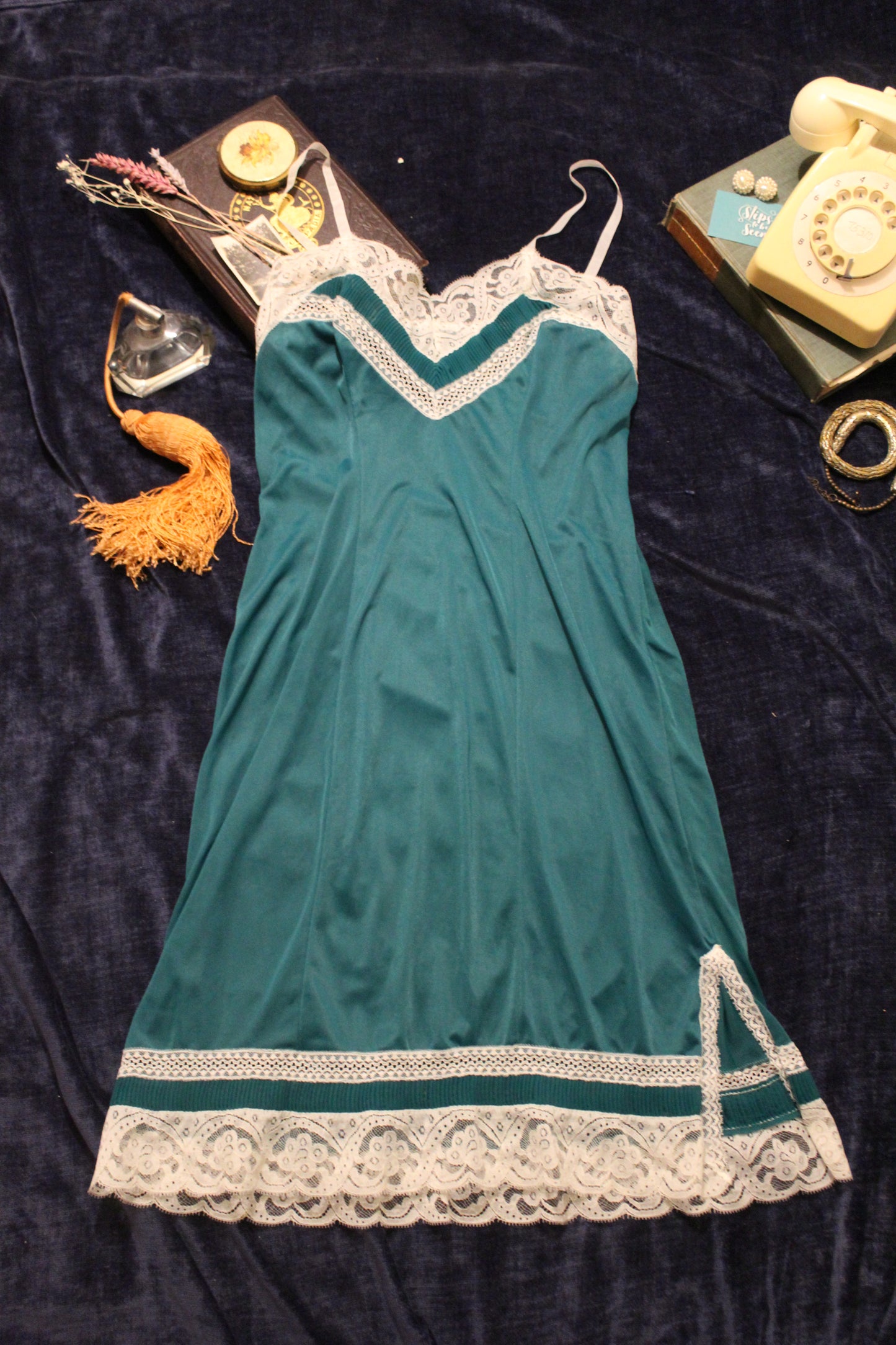 Emerald slip with white trim