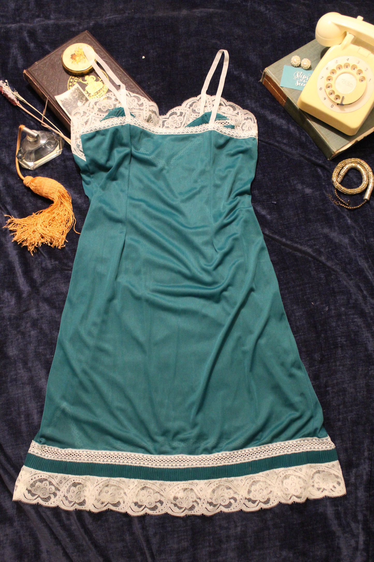 Emerald slip with white trim