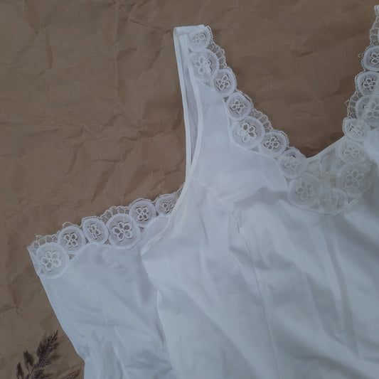 White slip with sunflower trim
