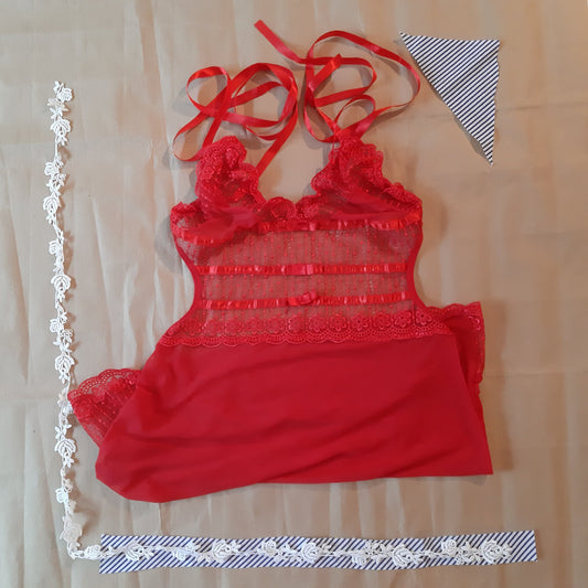 Sheer floral pattern red slip