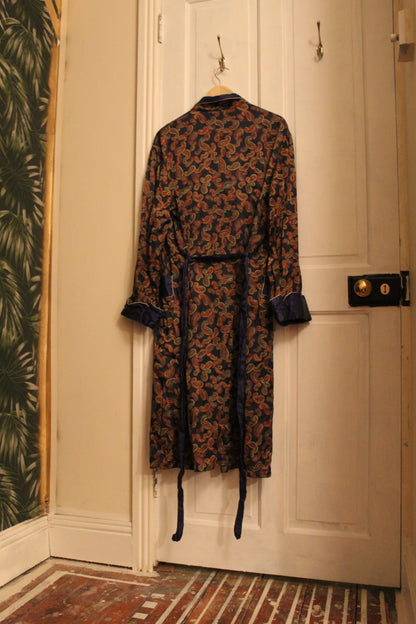 Blue robe with paisley pattern and pockets